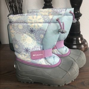 Girls Columbia snow boots size 12